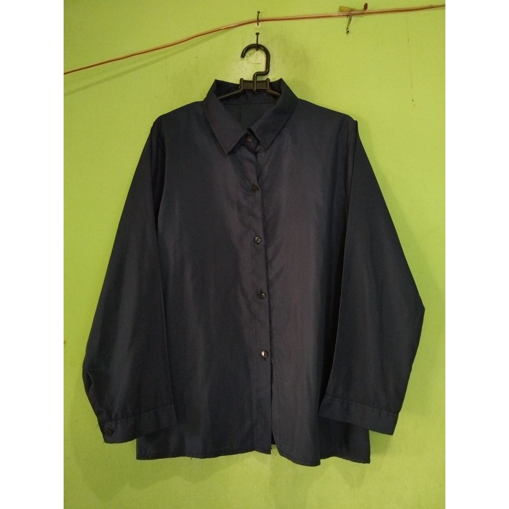 Kemeja Polos Atasan Wanita Shirt Lengan Panjang Warna Biru Malam Navy