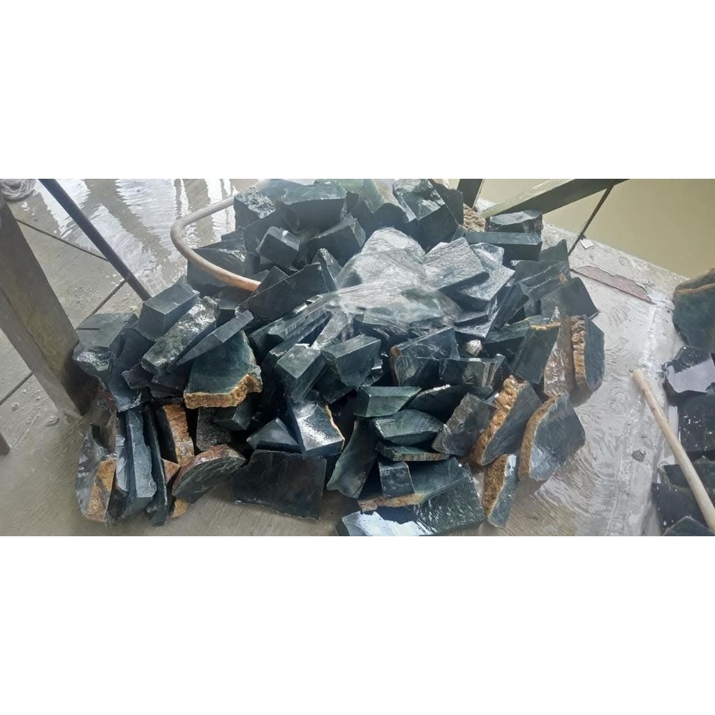 jual 11 kg giok Hitam Aceh