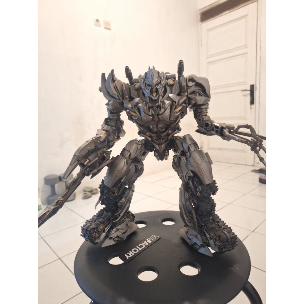 BMB LS06 MEGATRON BEKAS