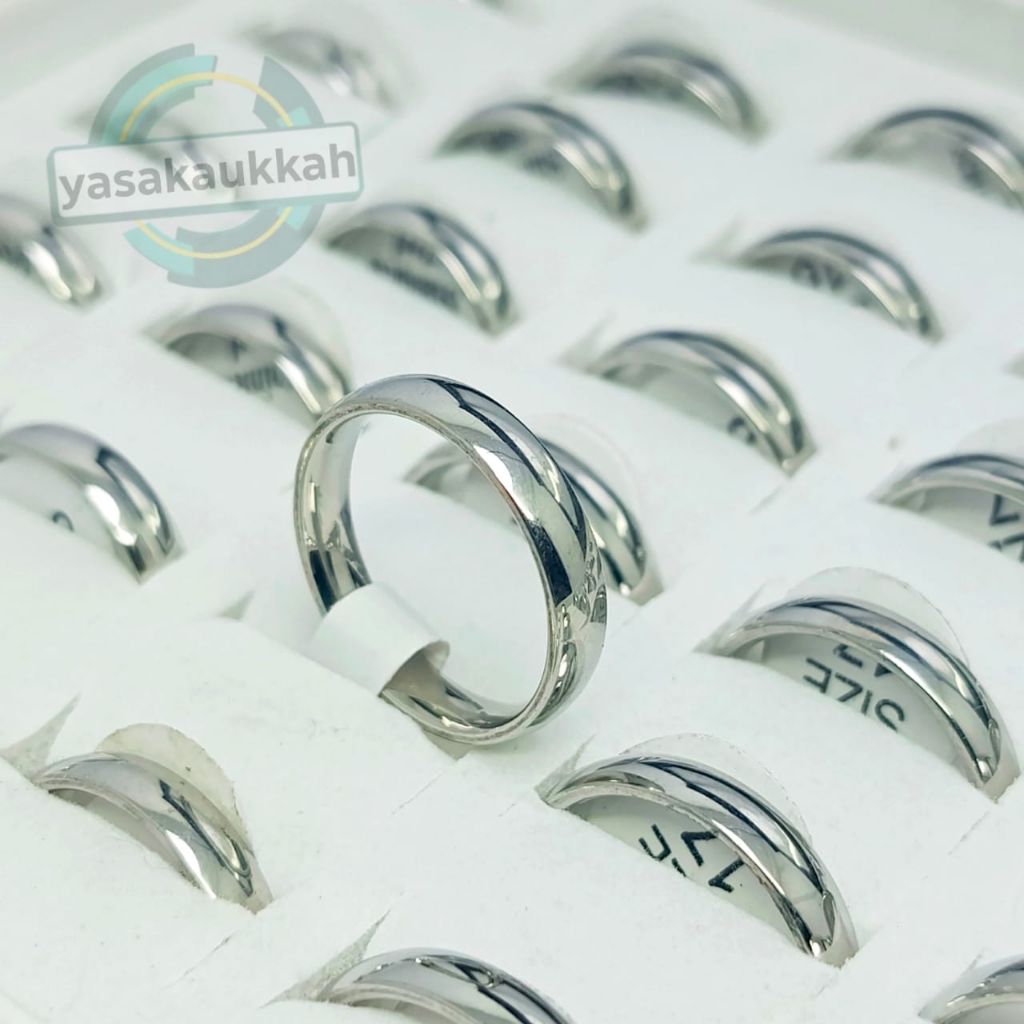 Cincin titanium couple polos sedang warna putih harga termurah