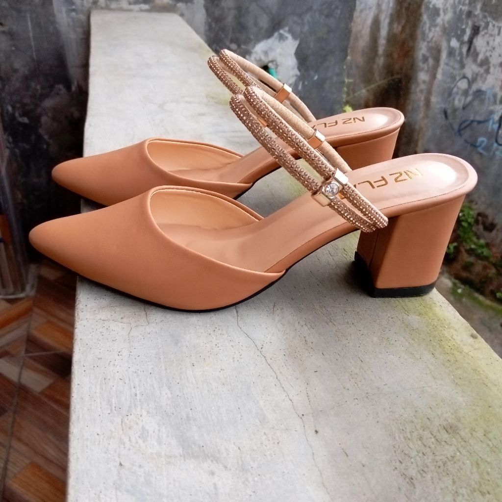Heels wanita elegan selop pesta 7cm