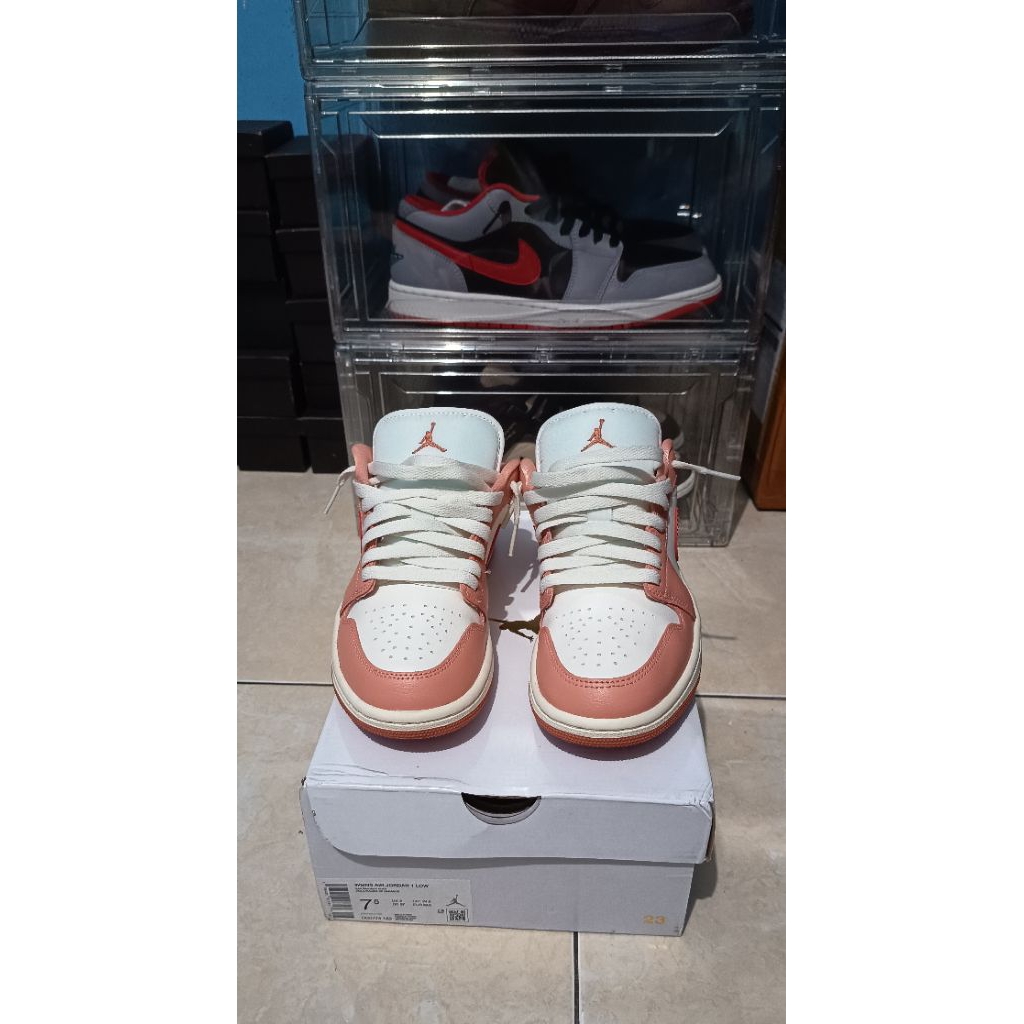 JORDAN 1 LOW