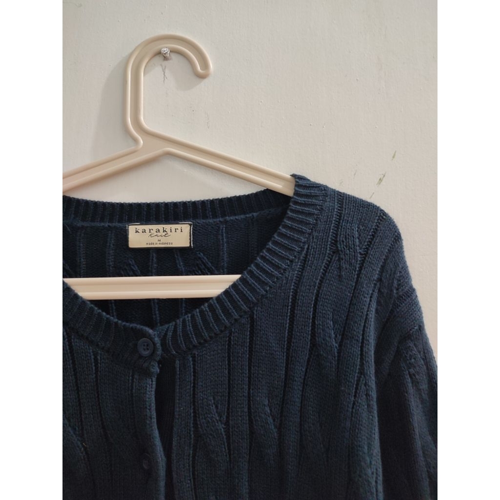 preloved karakiri cardigan carol cable knit navy
