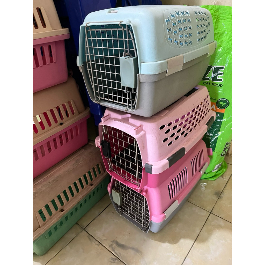 pet cargo ukuran besar L & XL - BEKAS