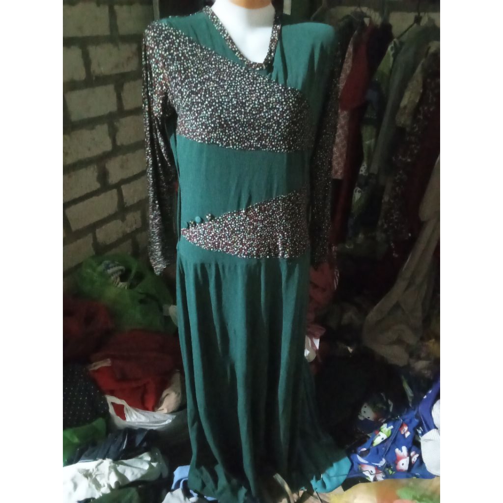 gamis wanita bekas