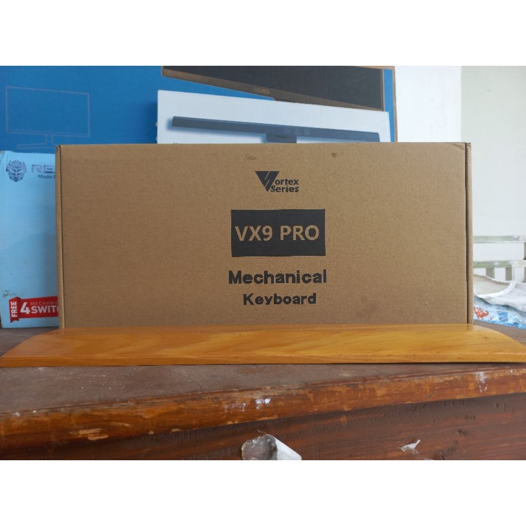 [Second] Mechanical Keyboard Vortexseries VX9 Pro Fullset (free palm rest kayu)