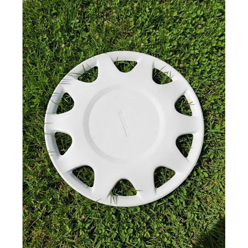 (1 pcs) wildop velg kaleng mobil ring 13 putih. mazda