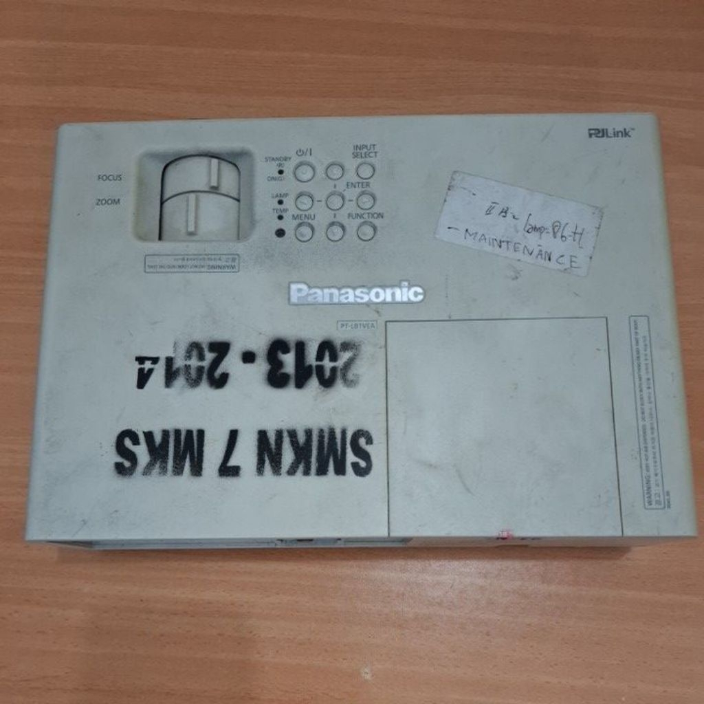 Proyektor Projecktor LED Panasonic PT-LB1VEA rusak 03