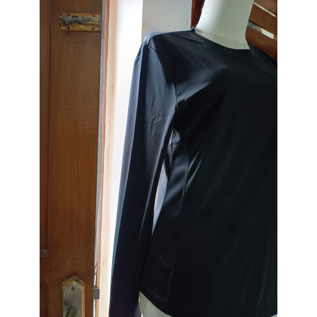 preloved kaos wanita L merk astec