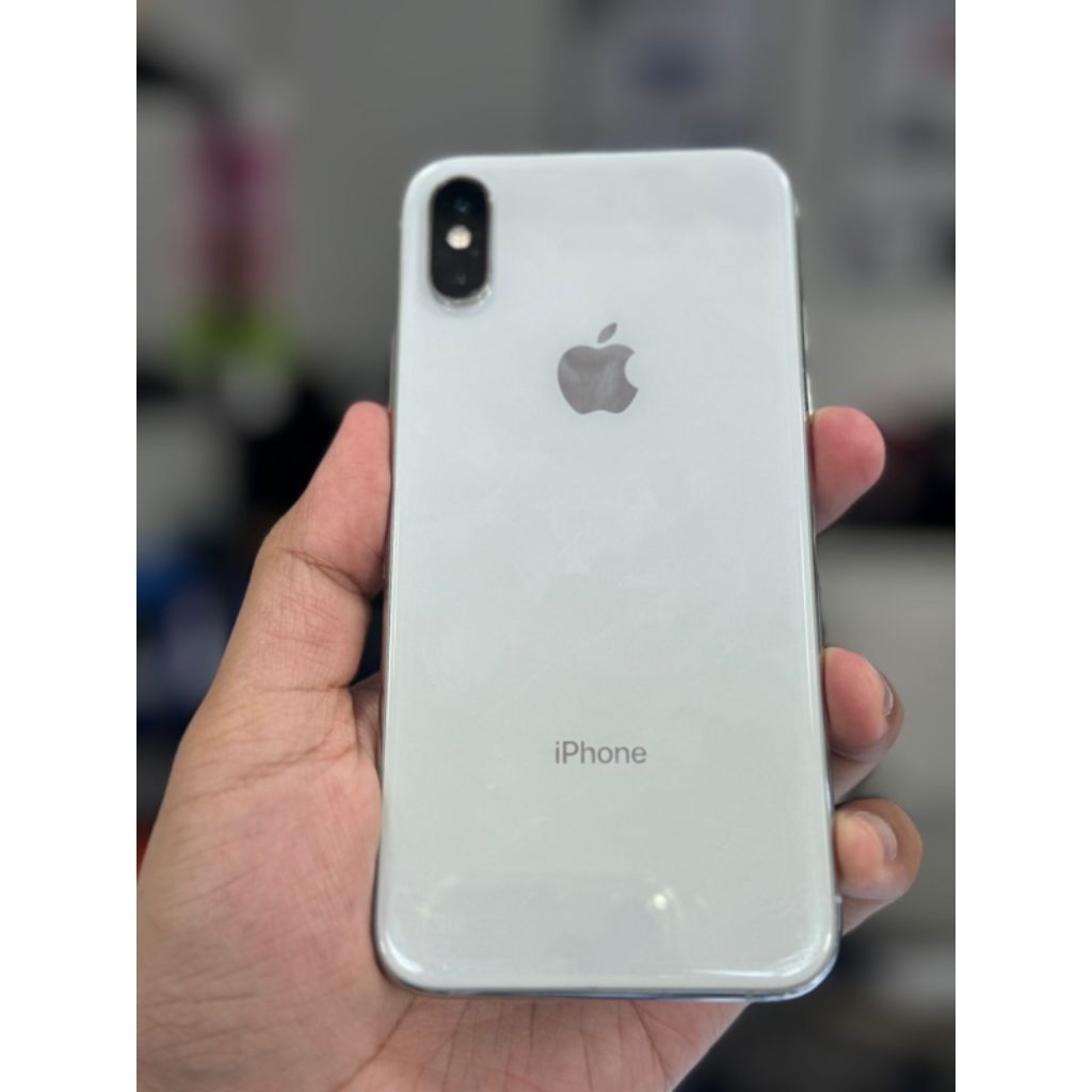 iPhone XS 64gb wifi only (sinyal ke blok) unit saja. hb 100% baru gantian. face id off, truetone on.