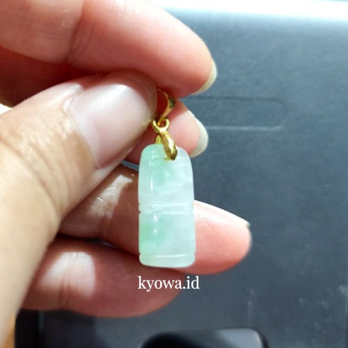 Kyowa Liontin Pendant Bambu Kecil Giok Burma Jade Icy Floating Hijau