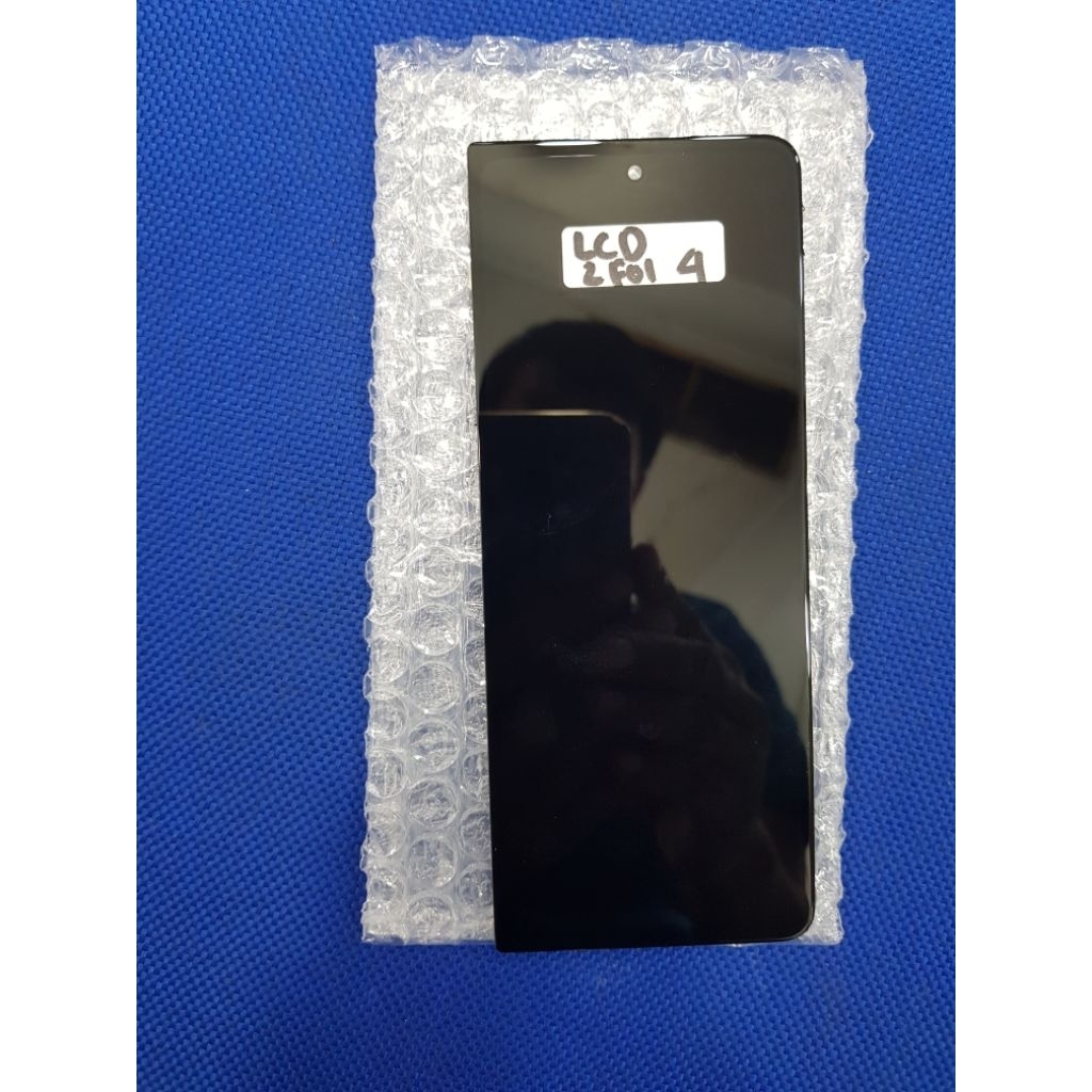 lcd depan samsung z fold 4