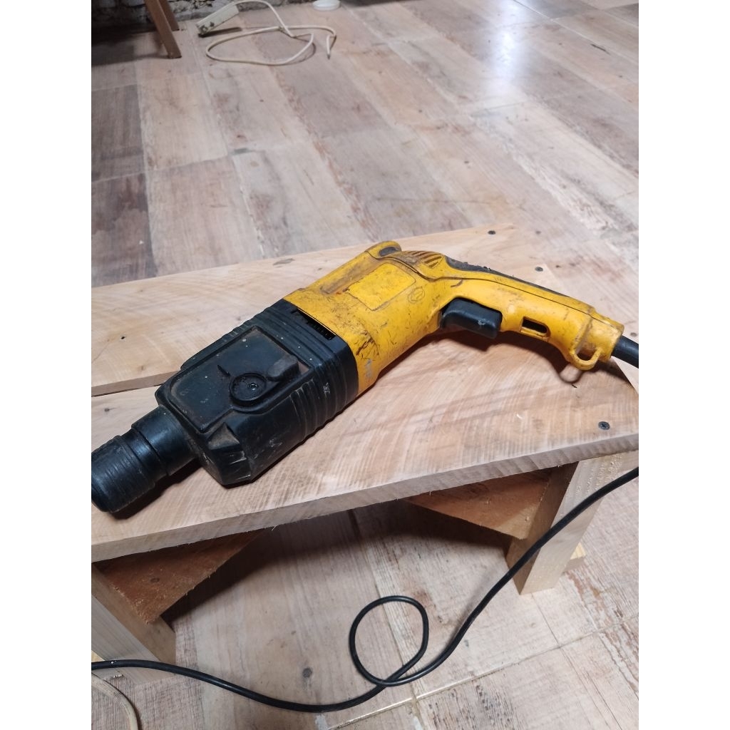 bor beton stanley(satu arah)