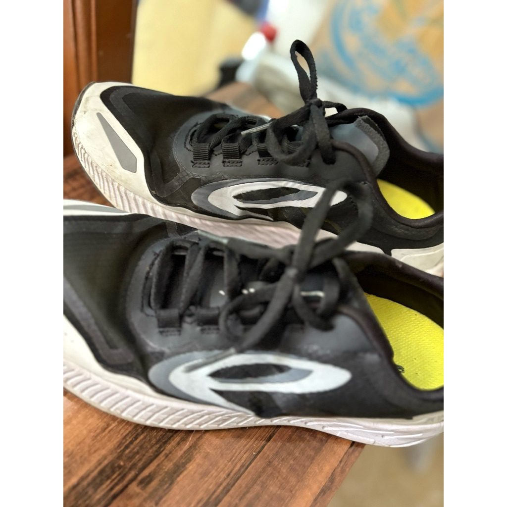 910 Geist Ekiden - Warna Hitam - preloved