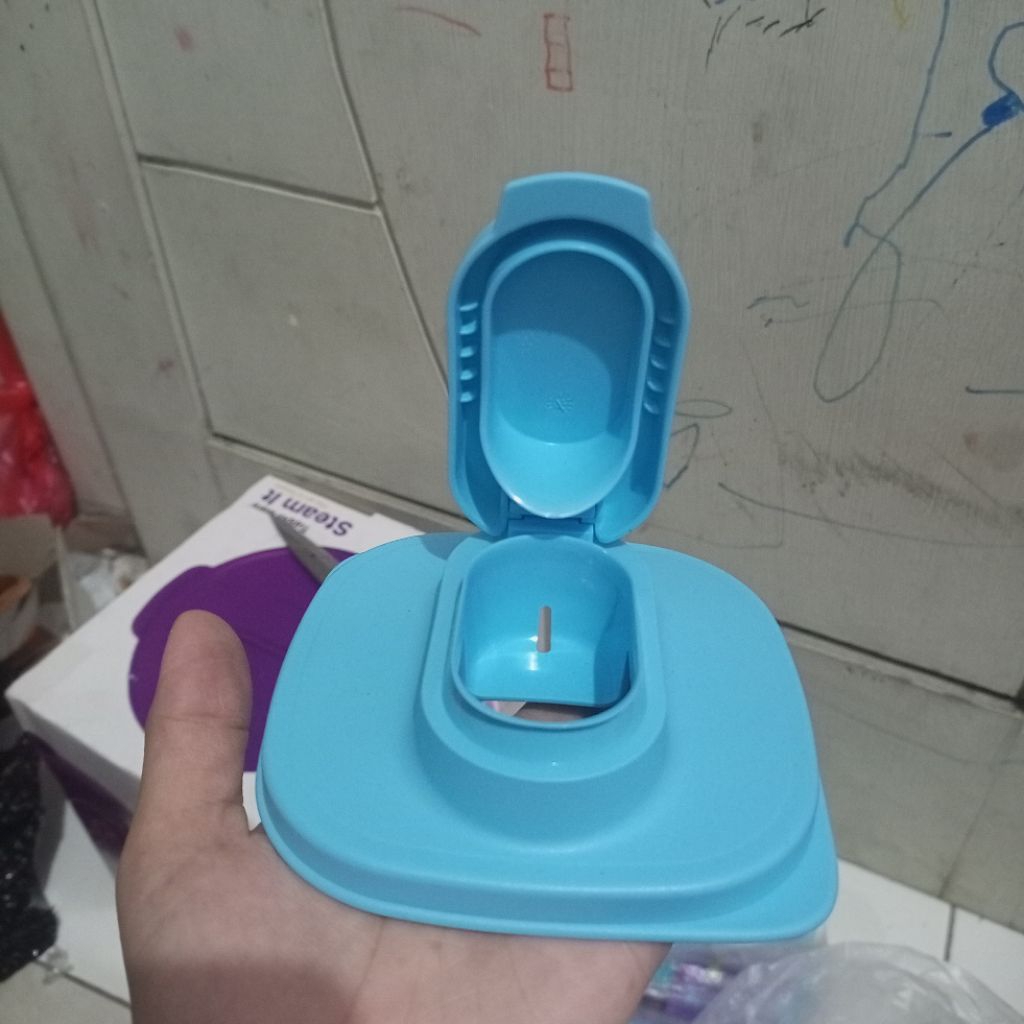 seal slim line 2 L tutup botol minum kulkas tutup botol minyak 2L baru original tupperware