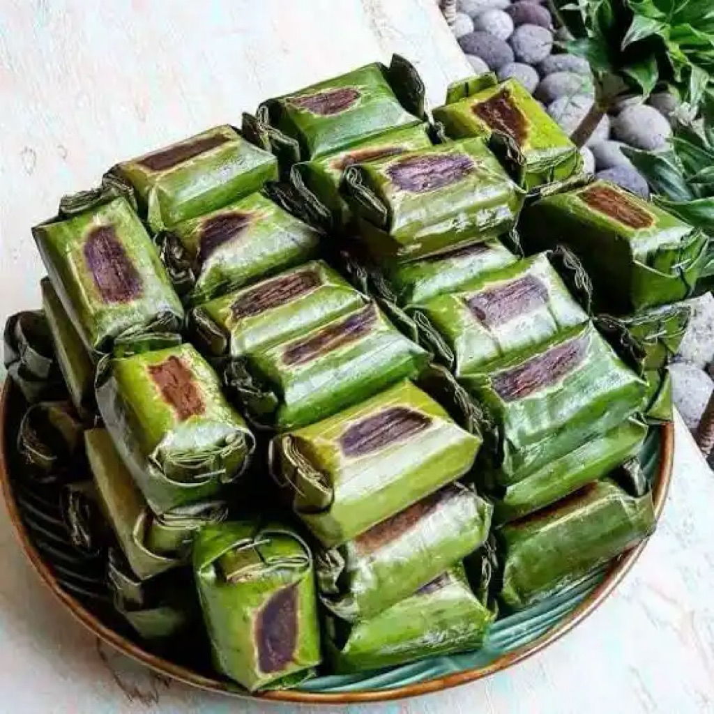 Lemper ayam bakar