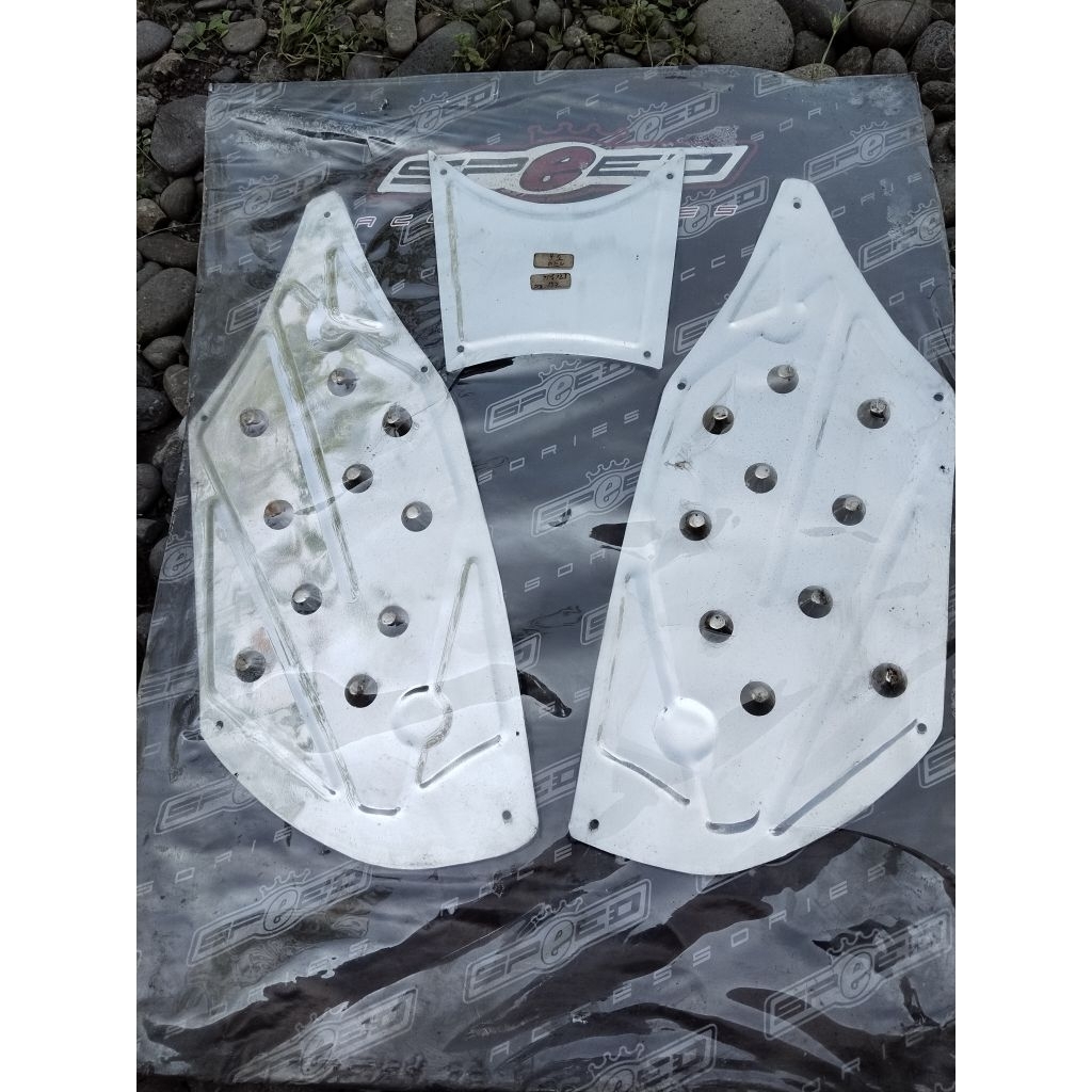 bordes variasi Bordes variasi pijakan kaki variasi karpet variasi step floor karpet variasi Suzuki s