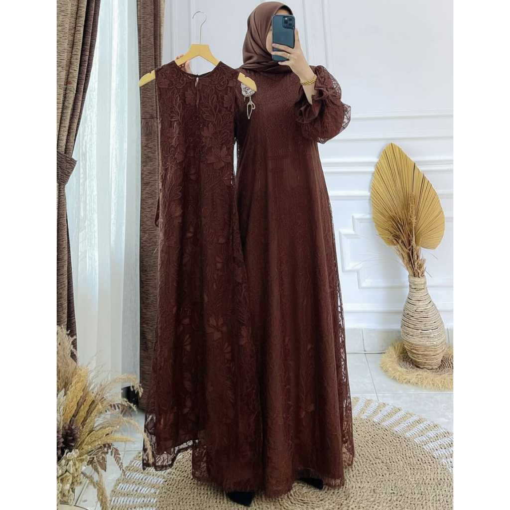 Zaskia Set Dress Lebaran 2026 Gamis Brokat Cantily Mewah Warna Mahogany Burgundy Size M-XXL Dress La