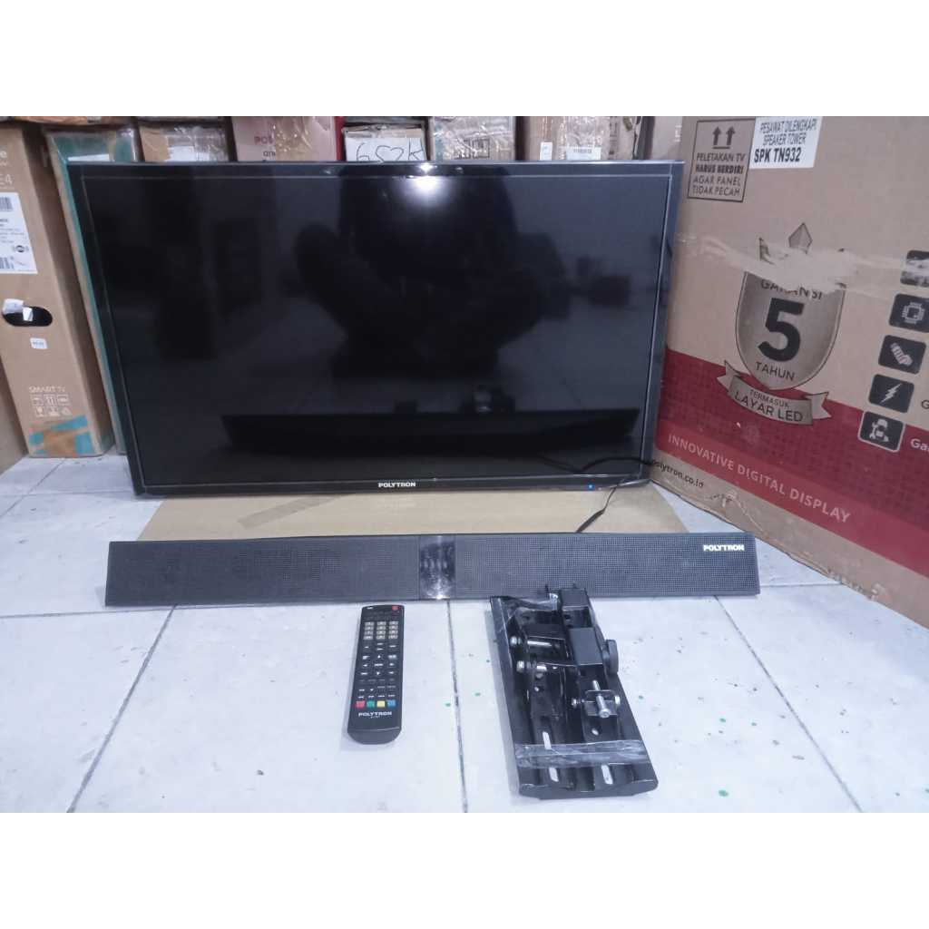 TV LED Polytron 32 inci HD Analog TV Pakai speker panjang kondisi bekas pemakaian 6231F