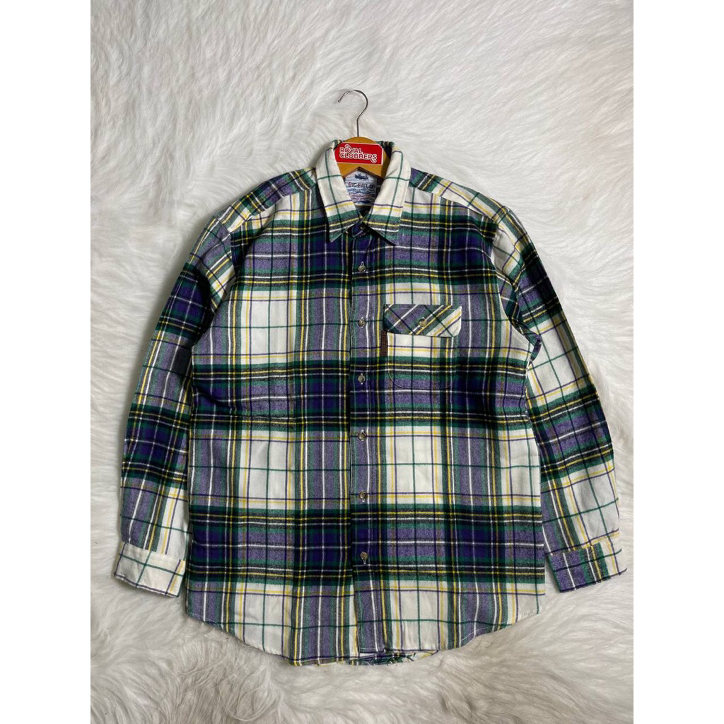 kemeja flanel Big field second (3791)