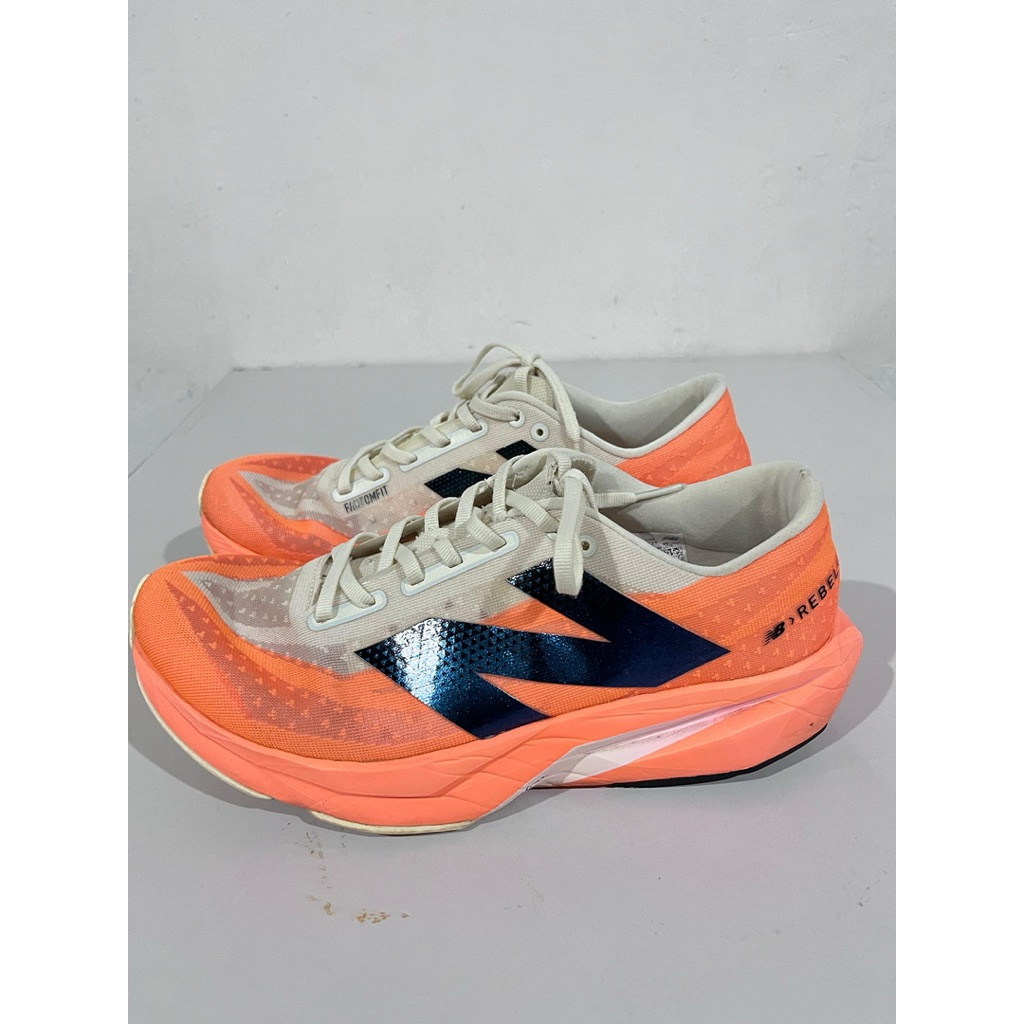 New Balance Fuelcell Rebel V4 Men's Running Shoes Original. preloved