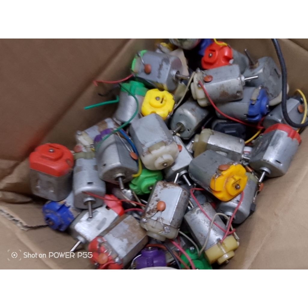 DINAMO MOBIL REMOT TENAGA KUAT RPM KENCANG BEKAS COPOTAN RC 27MHZ