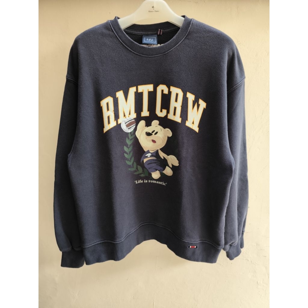 crewneck kimheejin romantic crown