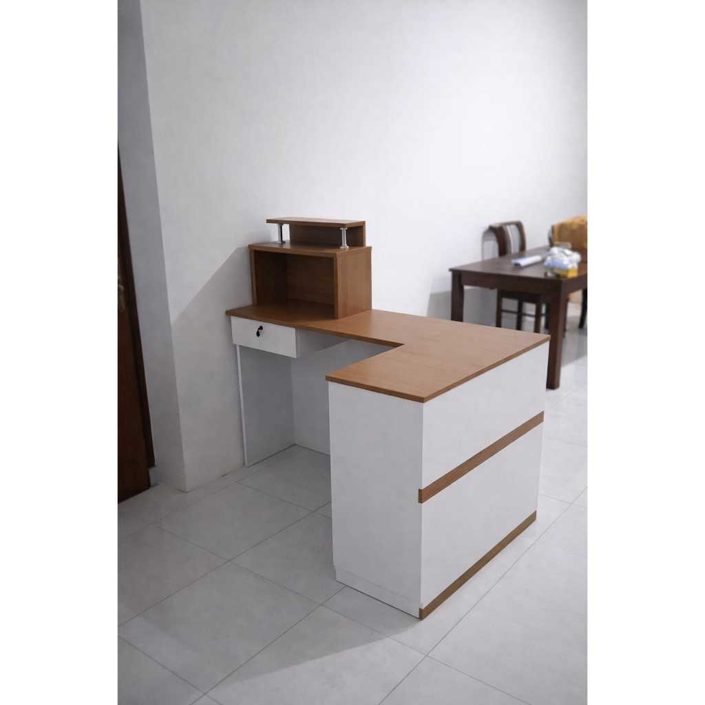 MEJA RESEPSIONIS / MEJA KASIR  LETTER L KANAN DARI DALAM 150CM CREAM PUTIH