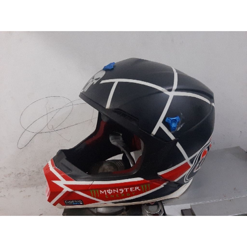 helm trail scott usa edisi troy lee design (bahan)