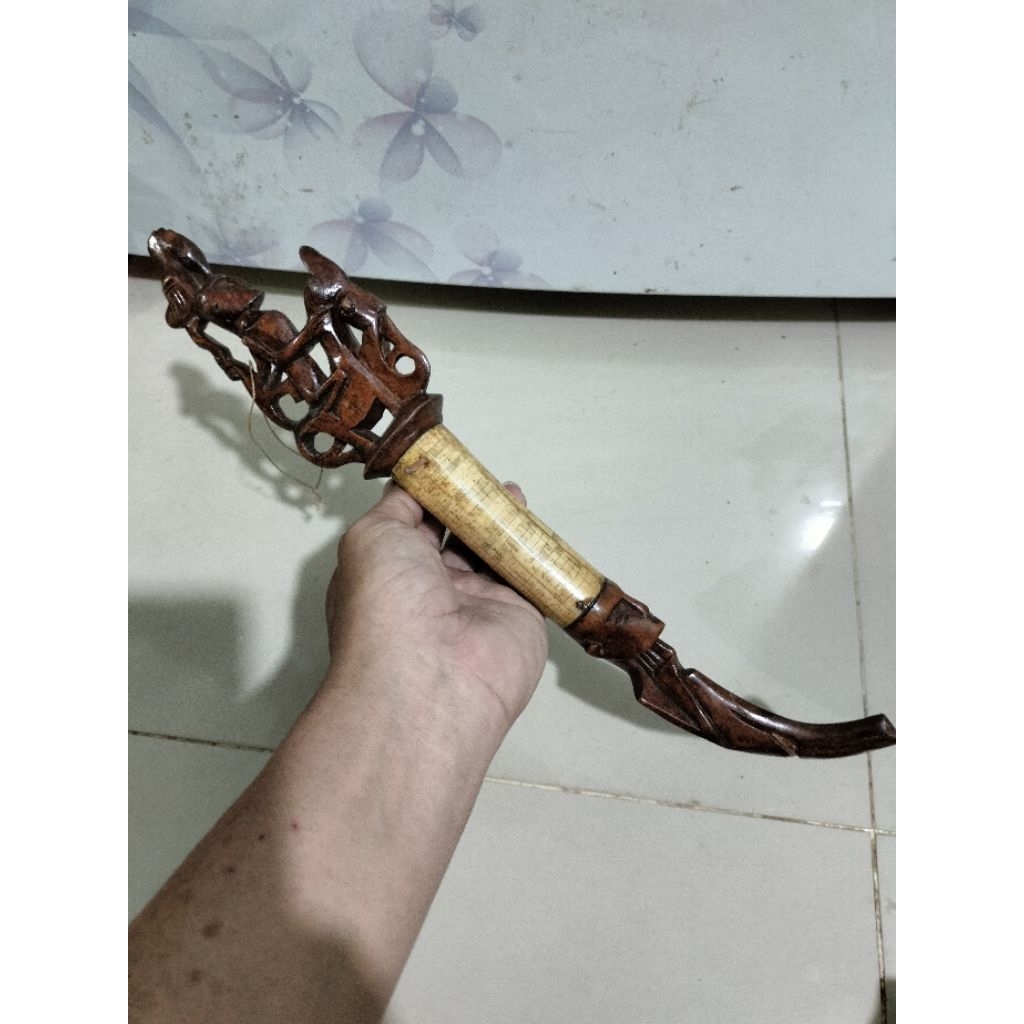 Tempat obat kuno Batak pjg36cman dari tulang kombinasi kayu