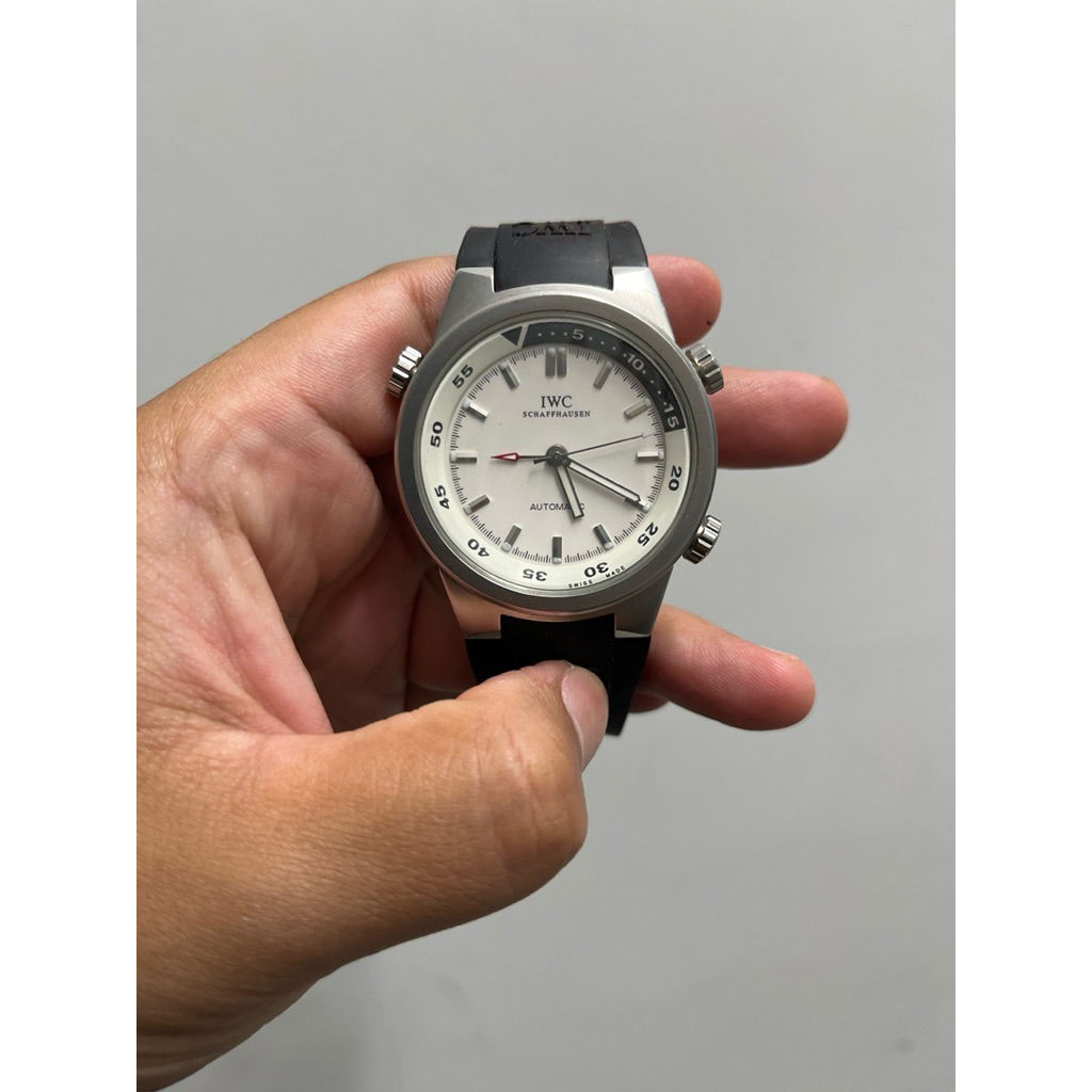 Jam tangan pria IWC/ Jam tangam second sport