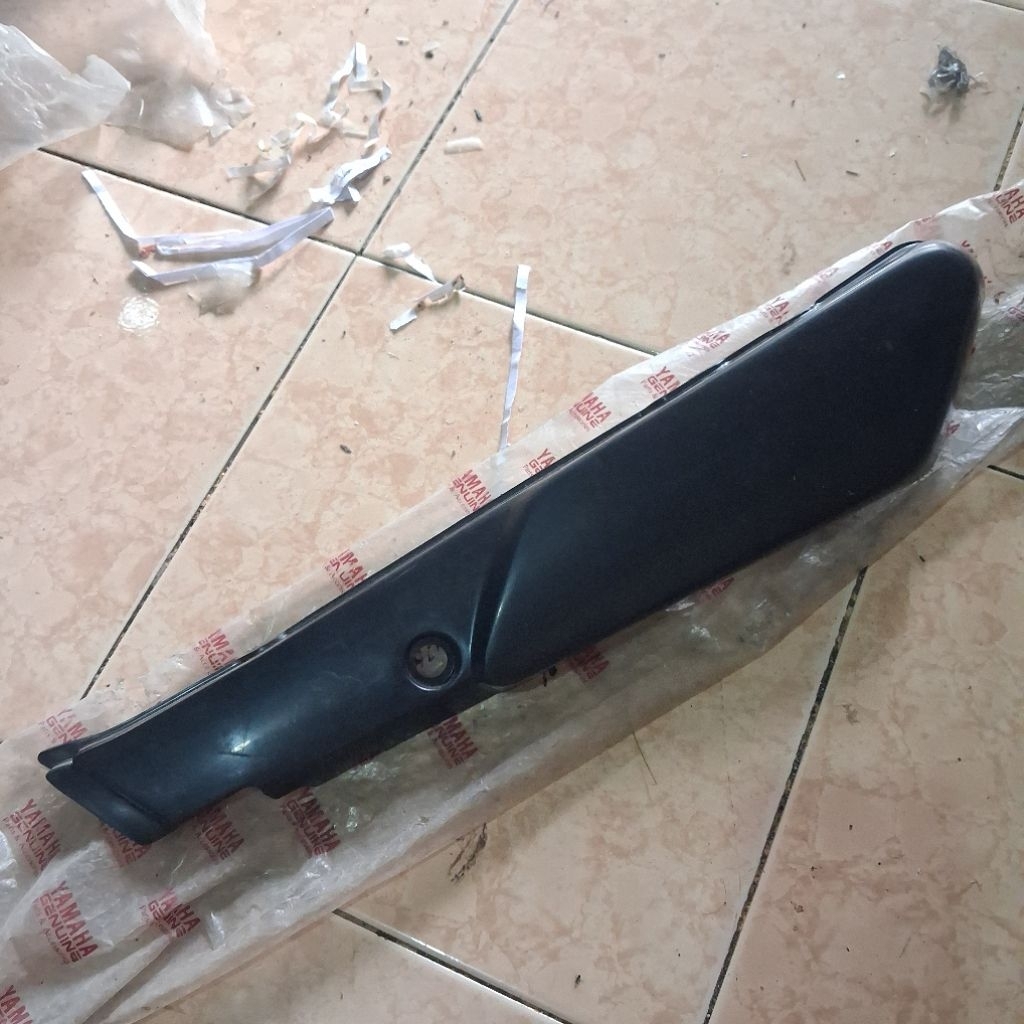 Cover tutup aki body kiri Alfa Original YGP