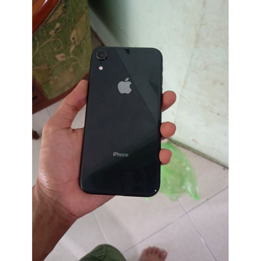 iPhone XR lock icloud
