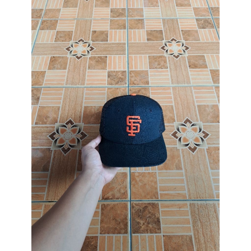TOPI MLB LAWAS SF GIANT
