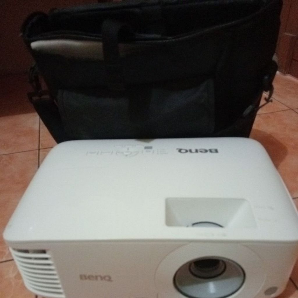 BENQ PROYEKTOR