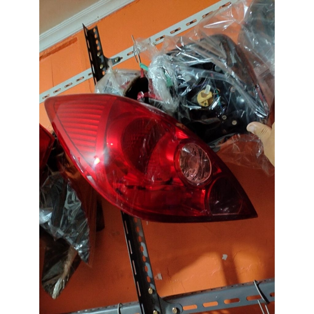 Stoplamp Lampu Belakang Nissan Latio Original