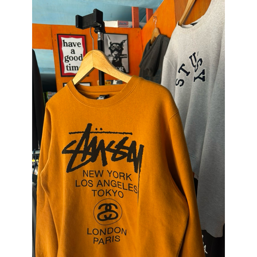 CREWNECK STUSSY