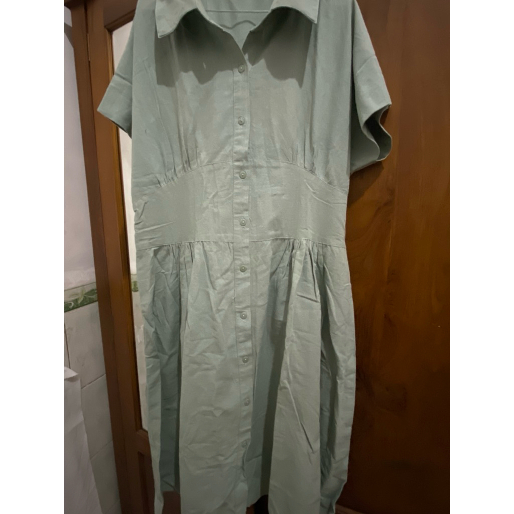 Dress Wanita RITS | Hijau Sage | LD 100–105 | PJ 97 | Kancing Depan | Casual
