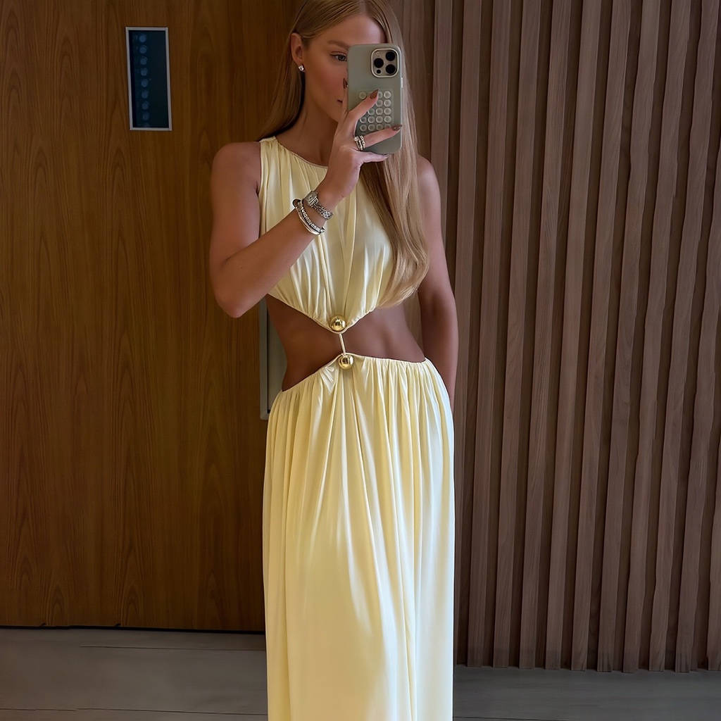 Bowen Dress ivory broken off white putih long panjang baju pakaian terusan gaun gown maxi waist cut 