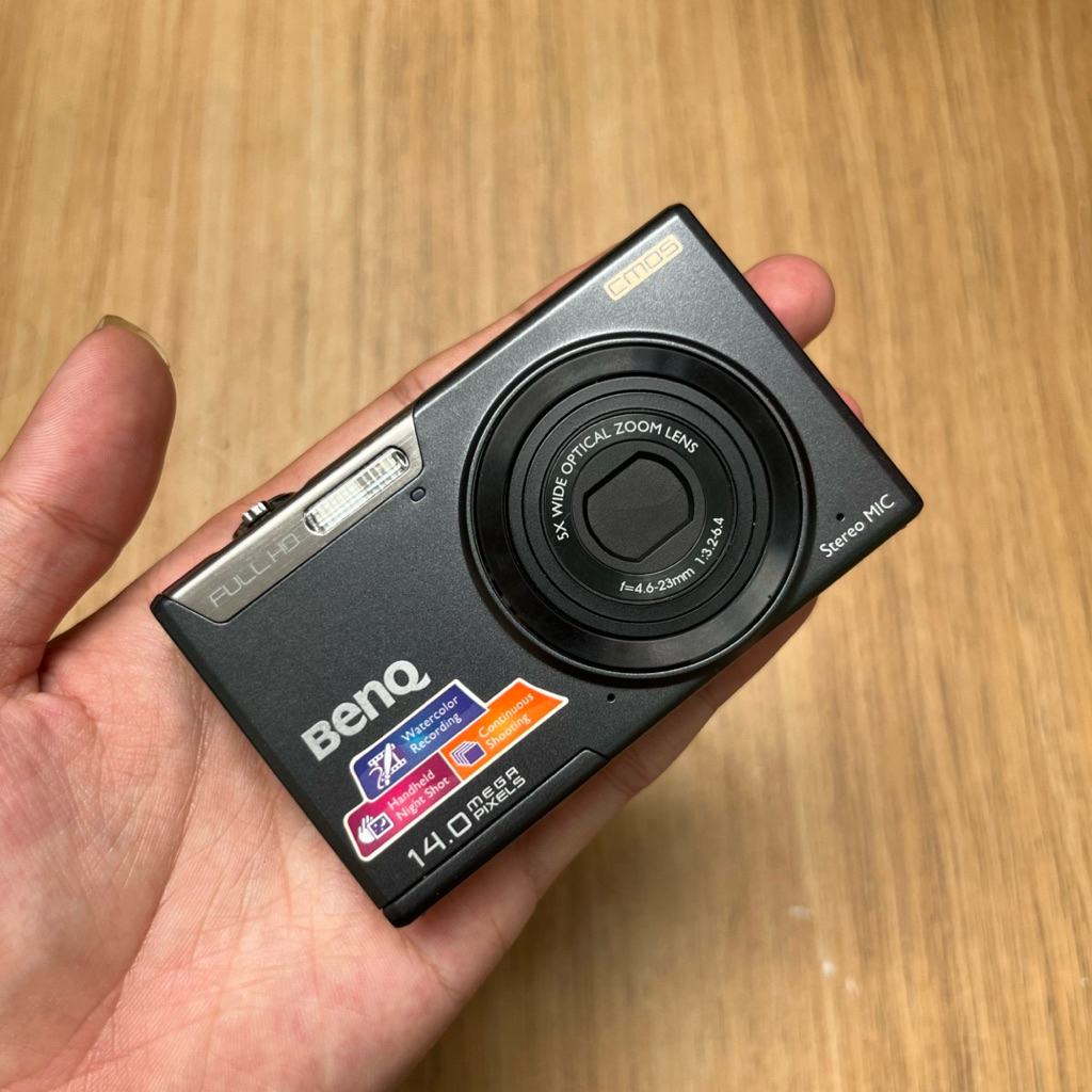 Kamera Second - Digicam BenQ LR100