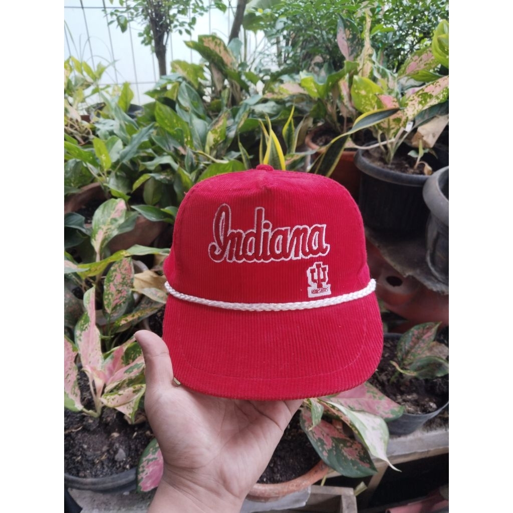 Topi Corduroy Indiana