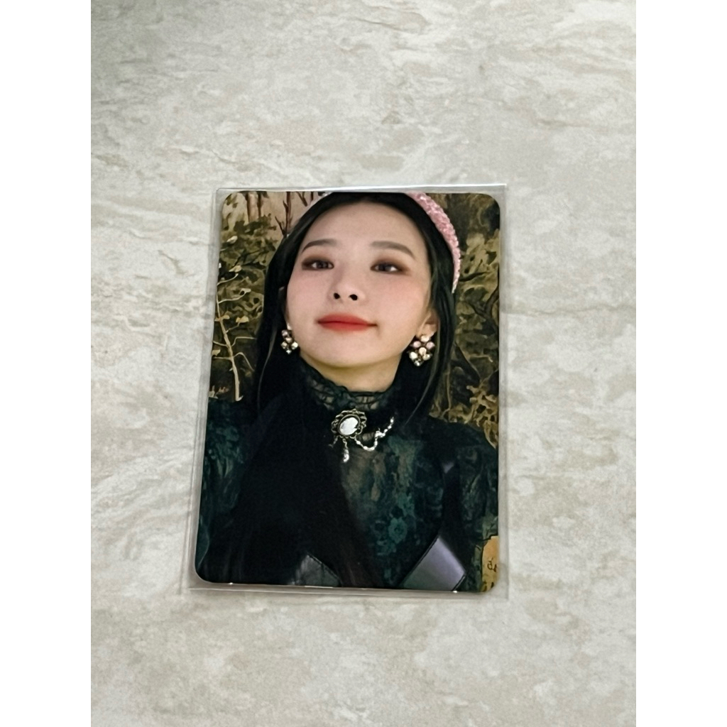seulgi red velvet finale official photocard