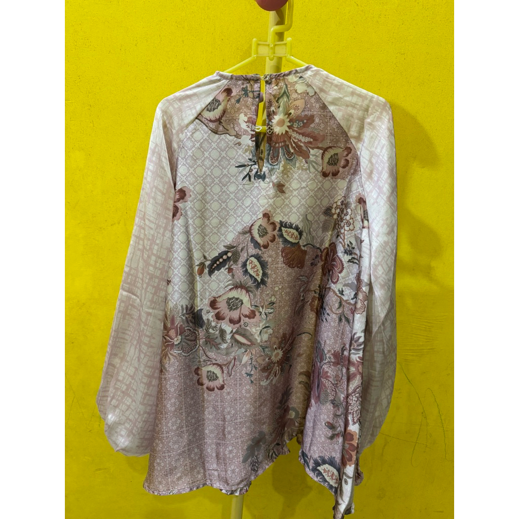 blouse benang jarum festive pleated