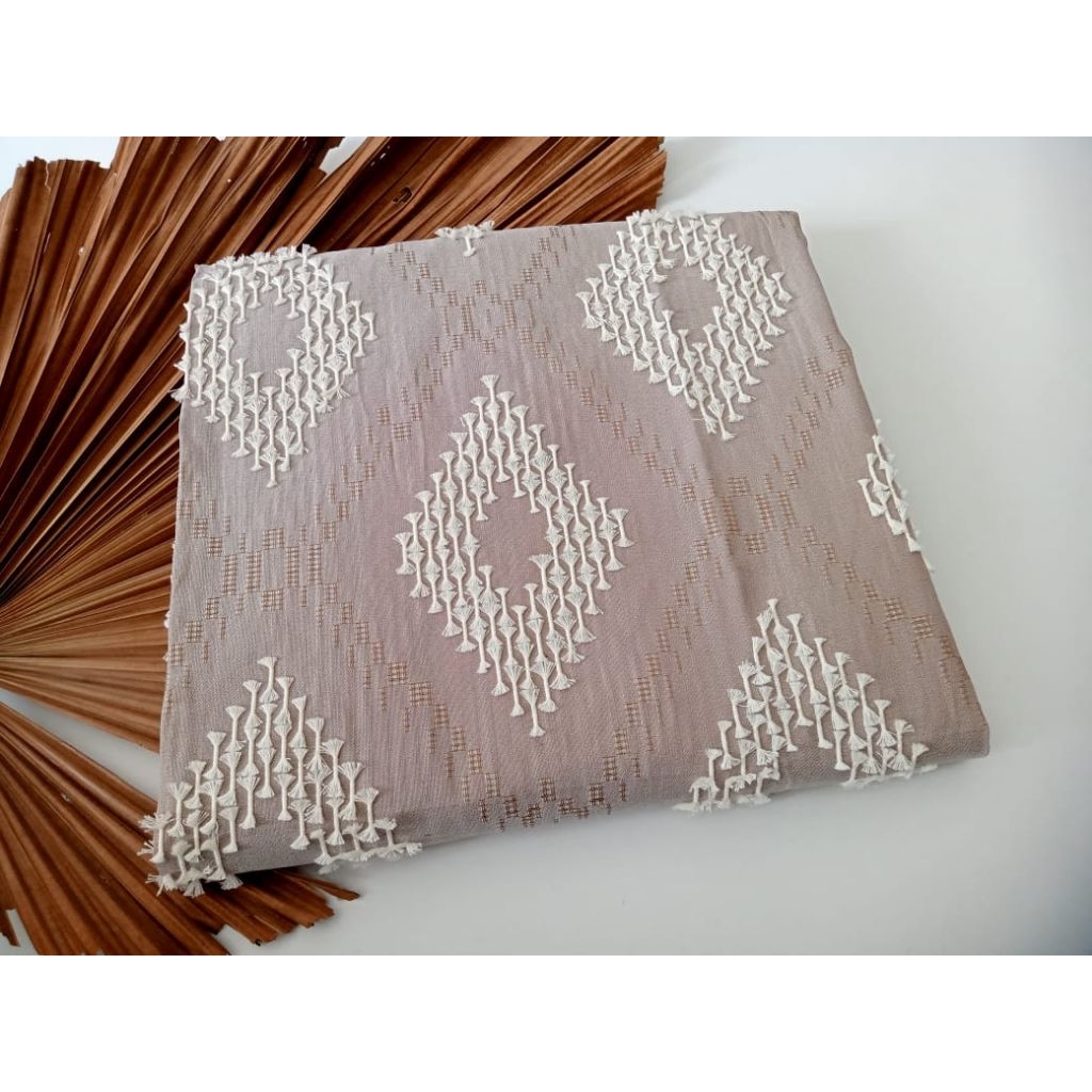 TENUN BULU PREMIUM/KAIN BULU/TENUN BULU/KAIN KEBAYA/TENUN JEPARA/KAIN COUPLE