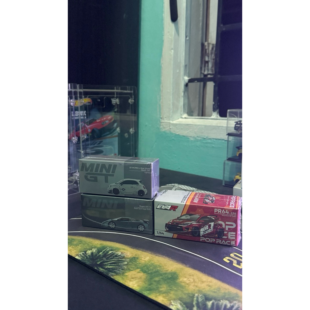 pop race yaris eva mini gt lambo dll