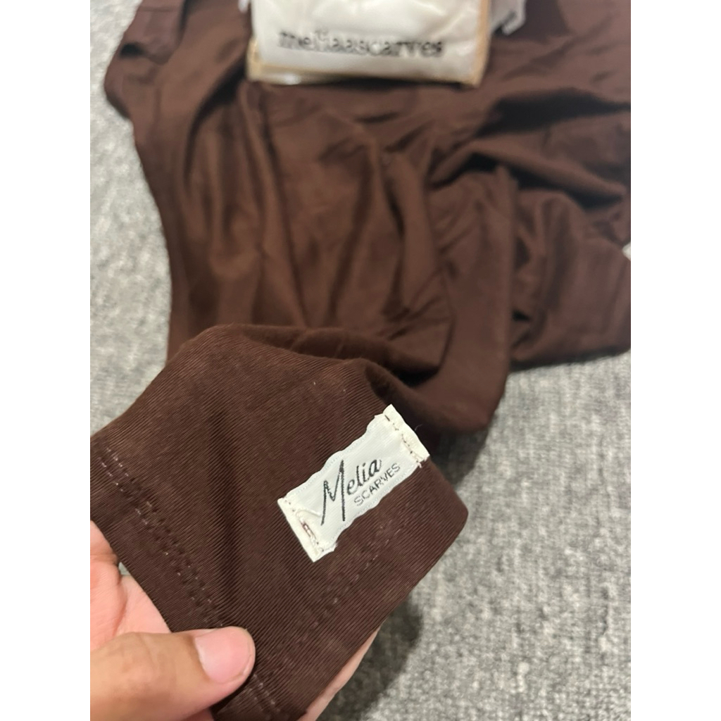 Pasmina Kaos Rayon Melia Scarves premium (Free Pouch)