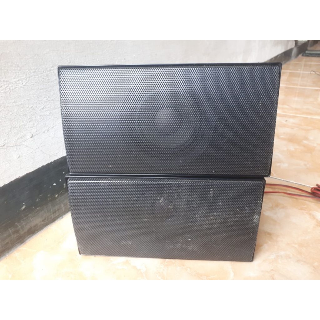 Speaker pasif SHARP 2pcs bekas