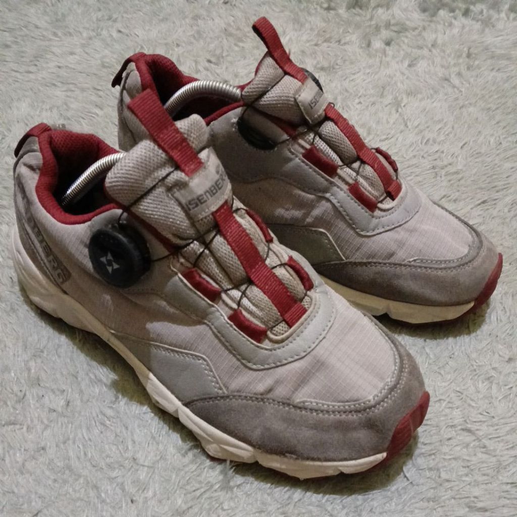 Sepatu Gunung Outdoor BOA NEPA ISENBERG size 39.5 insole 25 cm/250 waterproof goretex.