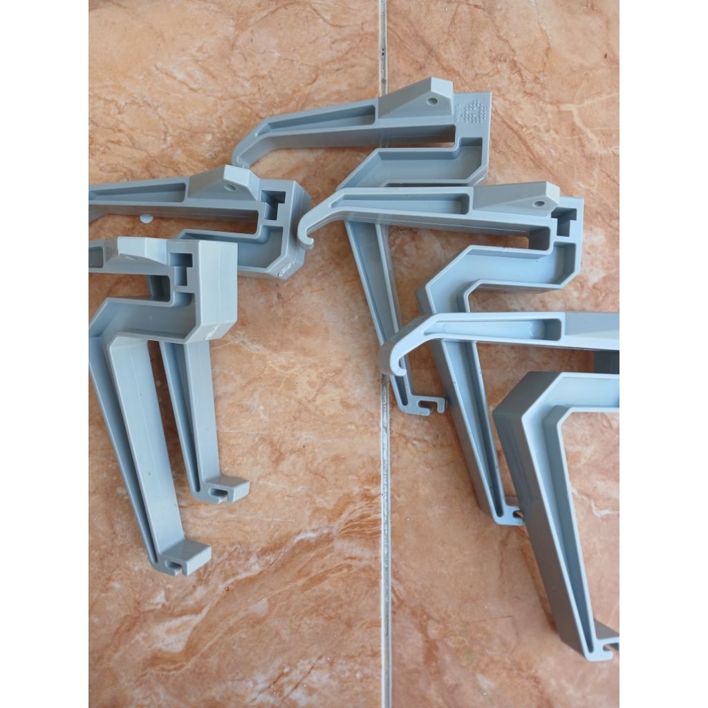 GANTUNGAN / BEGEL TALANG KOTAK TRILLIUN PER PCS