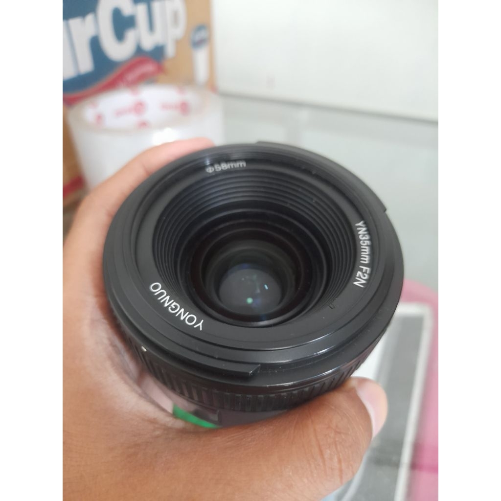 Lensa fix yn 35 mm for nikon